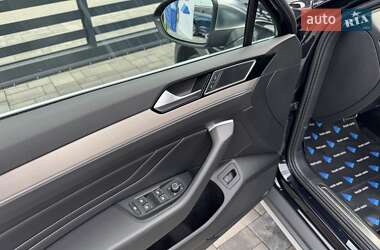Универсал Volkswagen Passat Alltrack 2021 в 