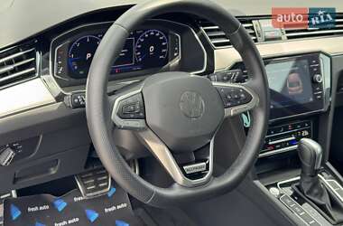 Универсал Volkswagen Passat Alltrack 2021 в 