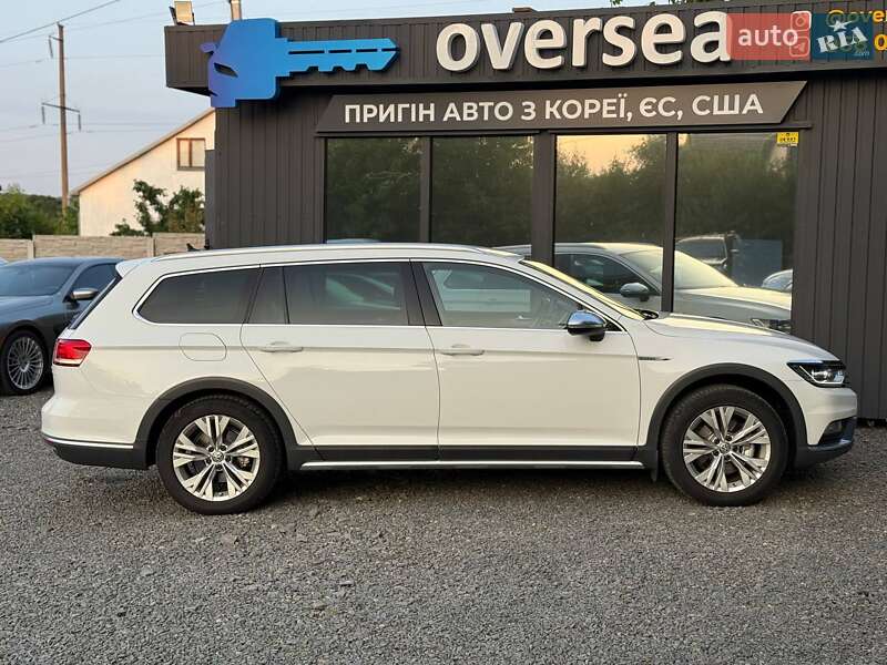 Универсал Volkswagen Passat Alltrack 2017 в Хмельницком
