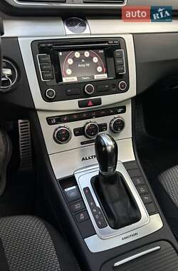 Универсал Volkswagen Passat Alltrack 2013 в 