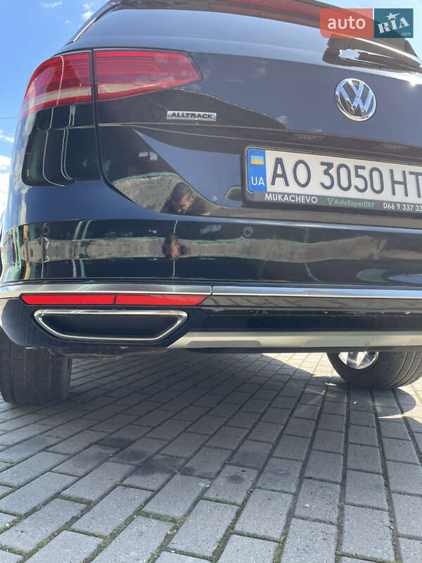 Универсал Volkswagen Passat Alltrack 2016 в Хусте