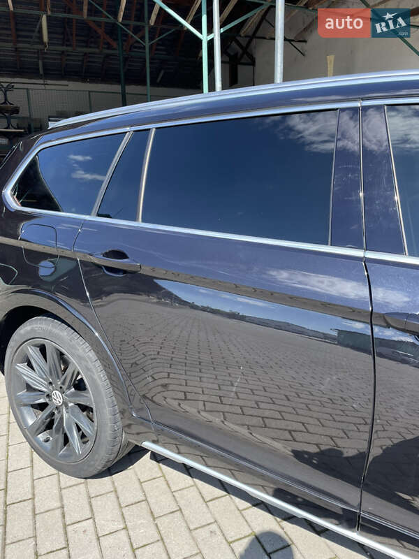 Универсал Volkswagen Passat Alltrack 2016 в Хусте