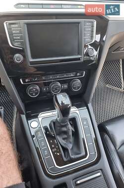 Универсал Volkswagen Passat Alltrack 2017 в 
