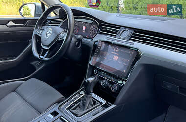 Универсал Volkswagen Passat Alltrack 2018 в 