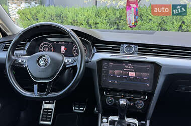 Универсал Volkswagen Passat Alltrack 2018 в 