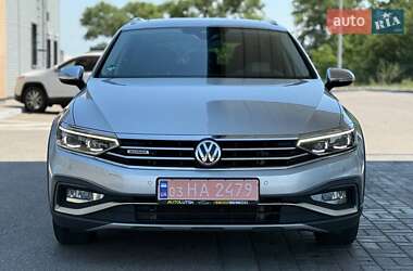 Универсал Volkswagen Passat Alltrack 2019 в 