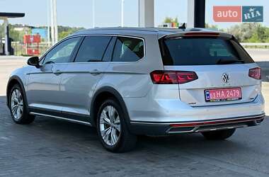 Универсал Volkswagen Passat Alltrack 2019 в 