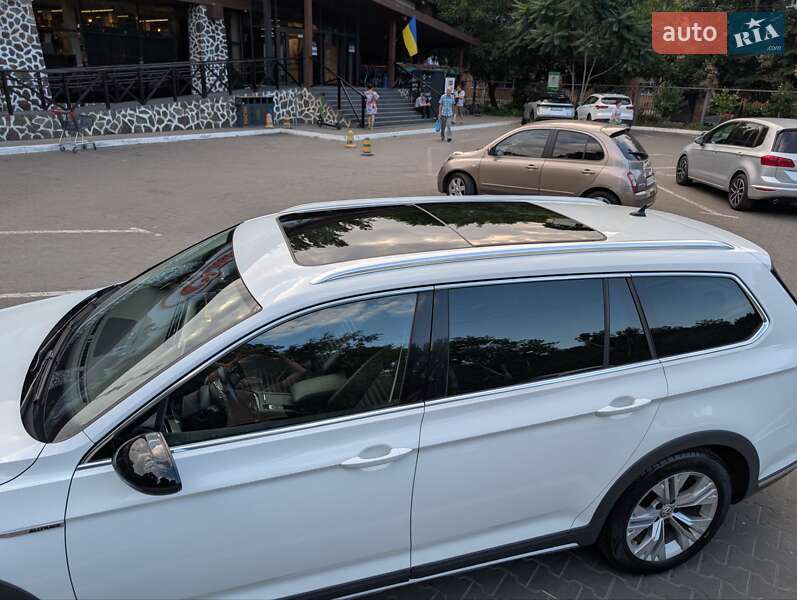 Универсал Volkswagen Passat Alltrack 2019 в Одессе