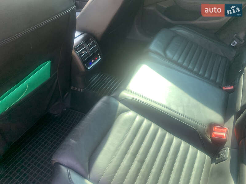 Универсал Volkswagen Passat Alltrack 2015 в Черновцах