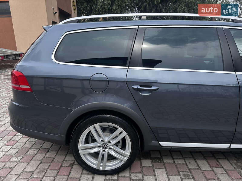 Универсал Volkswagen Passat Alltrack 2014 в Ровно