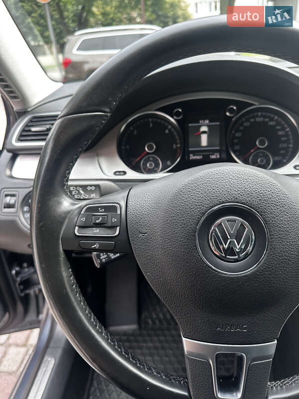Универсал Volkswagen Passat Alltrack 2014 в Ровно