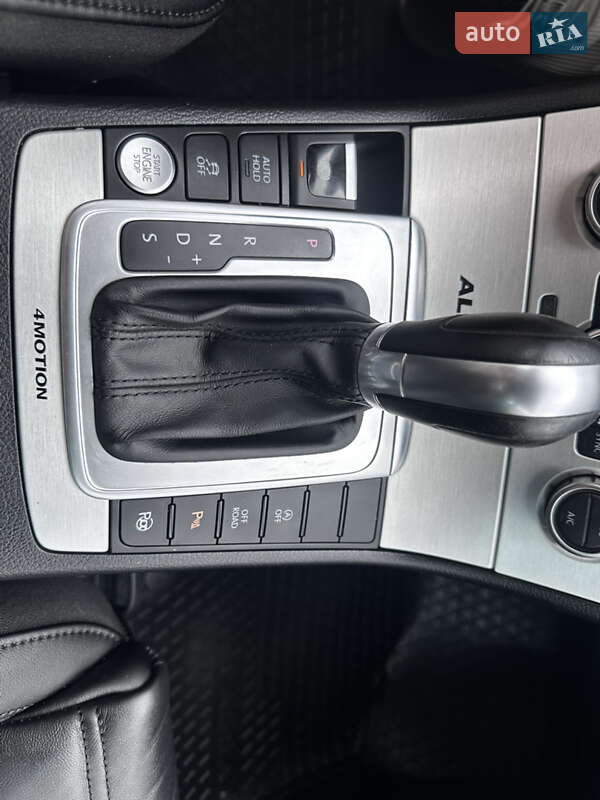 Универсал Volkswagen Passat Alltrack 2014 в Ровно