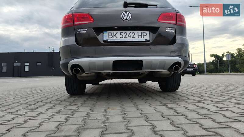 Универсал Volkswagen Passat Alltrack 2012 в Броварах