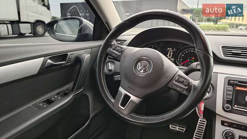 Универсал Volkswagen Passat Alltrack 2012 в Броварах