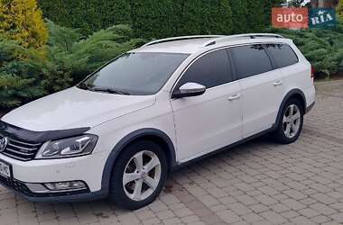 Универсал Volkswagen Passat Alltrack 2014 в Киеве