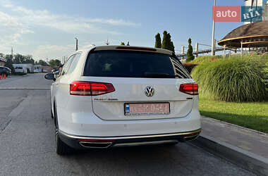 Универсал Volkswagen Passat Alltrack 2018 в 