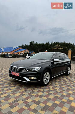 Универсал Volkswagen Passat Alltrack 2017 в Котельве