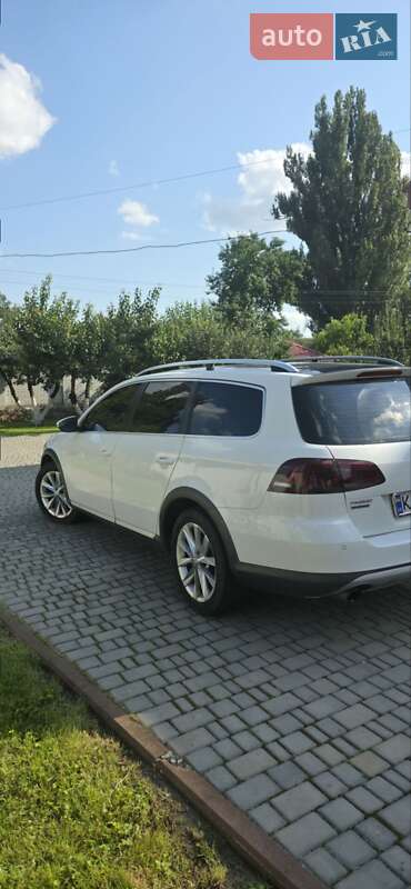 Універсал Volkswagen Passat Alltrack 2014 в Києві фото 2 Універсал Volkswagen Passat Alltrack 2014 в Києві