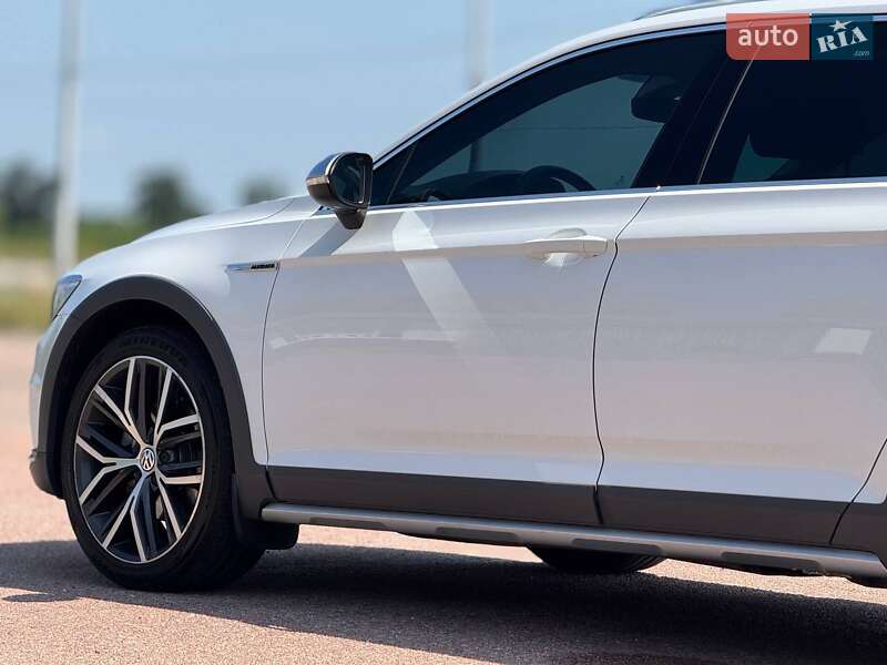 Универсал Volkswagen Passat Alltrack 2018 в Бердичеве