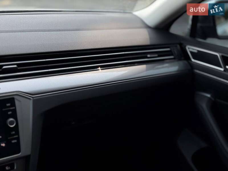 Универсал Volkswagen Passat Alltrack 2018 в Бердичеве