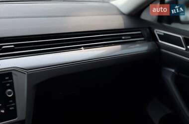 Универсал Volkswagen Passat Alltrack 2018 в 