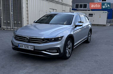 Універсал Volkswagen Passat Alltrack 2019 в Києві