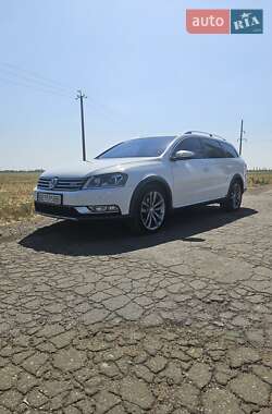 Универсал Volkswagen Passat Alltrack 2014 в Баштанке