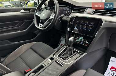Універсал Volkswagen Passat Alltrack 2020 в 