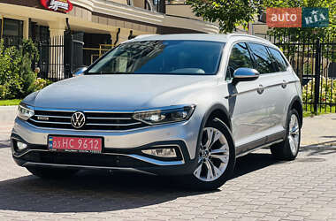 Універсал Volkswagen Passat Alltrack 2020 в Києві