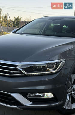 Универсал Volkswagen Passat Alltrack 2017 в 