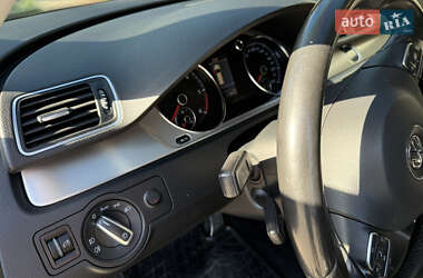 Универсал Volkswagen Passat Alltrack 2013 в 