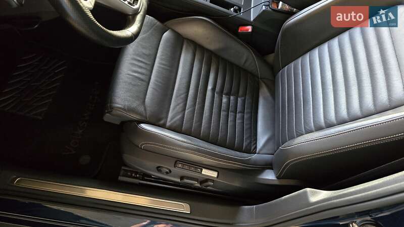 Универсал Volkswagen Passat Alltrack 2019 в Киеве