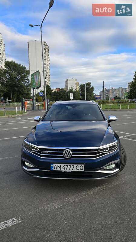 Универсал Volkswagen Passat Alltrack 2019 в Киеве