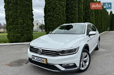 Универсал Volkswagen Passat Alltrack 2018 в Дубно