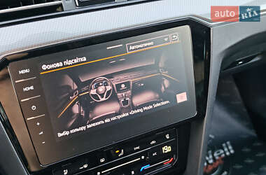 Универсал Volkswagen Passat Alltrack 2021 в 