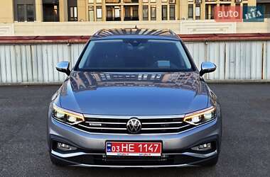 Универсал Volkswagen Passat Alltrack 2021 в 