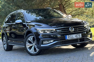 Универсал Volkswagen Passat Alltrack 2019 в Дрогобыче