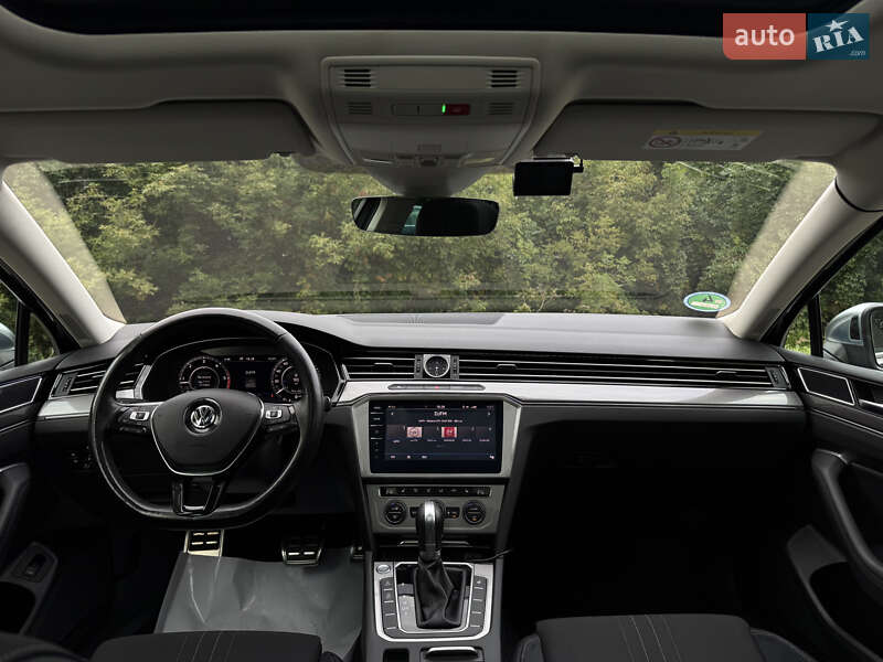 Универсал Volkswagen Passat Alltrack 2018 в Луцке