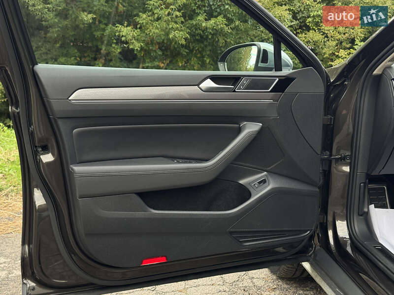 Универсал Volkswagen Passat Alltrack 2018 в Луцке