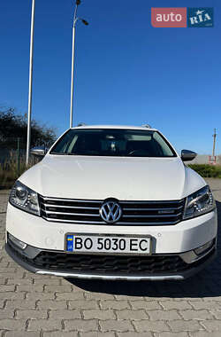 Универсал Volkswagen Passat Alltrack 2012 в Подгайцах