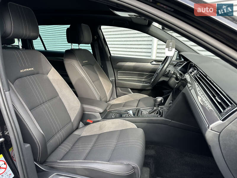 Универсал Volkswagen Passat Alltrack 2020 в Ровно