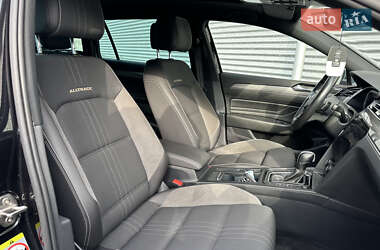Универсал Volkswagen Passat Alltrack 2020 в 