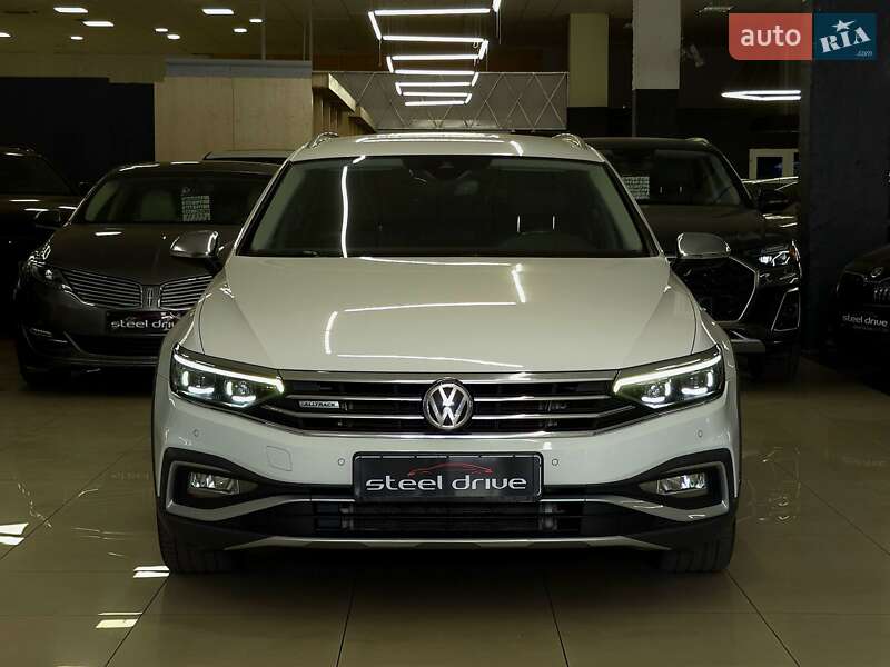 Універсал Volkswagen Passat Alltrack 2020 в Миколаєві