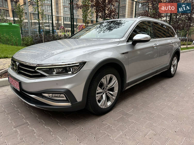 Универсал Volkswagen Passat Alltrack 2020 в Киеве фото 13 Универсал Volkswagen Passat Alltrack 2020 в Киеве