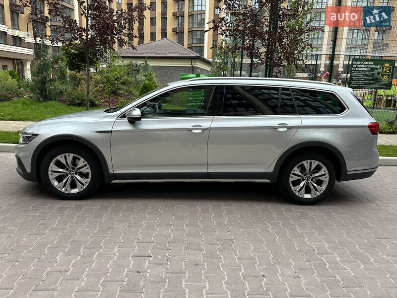 Универсал Volkswagen Passat Alltrack 2020 в Киеве фото 16 Универсал Volkswagen Passat Alltrack 2020 в Киеве