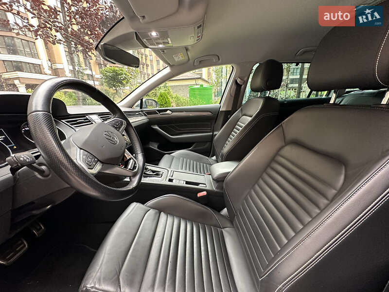 Универсал Volkswagen Passat Alltrack 2020 в Киеве фото 22 Универсал Volkswagen Passat Alltrack 2020 в Киеве
