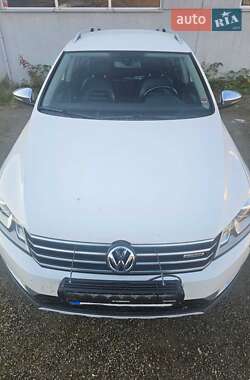 Универсал Volkswagen Passat Alltrack 2014 в Житомире
