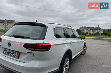 Універсал Volkswagen Passat Alltrack 2018 в 