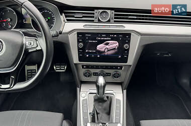 Універсал Volkswagen Passat Alltrack 2018 в 
