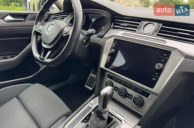 Універсал Volkswagen Passat Alltrack 2018 в 